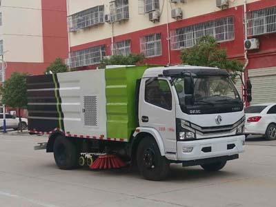 東風多利卡國六CLW5120TXS6型洗掃車