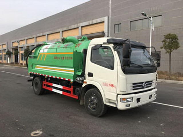 東風(fēng)多利卡國五清洗吸污車