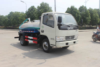 東風(fēng)小多利卡藍牌吸糞車